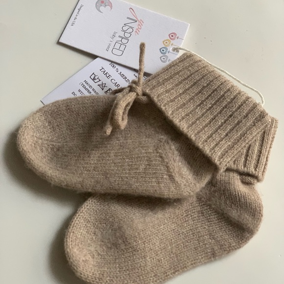 Pure merino wool socks for baby boy. Warm knitting. 1 pair. Brown. 0-12m (12 cm) - Picture 9 of 9